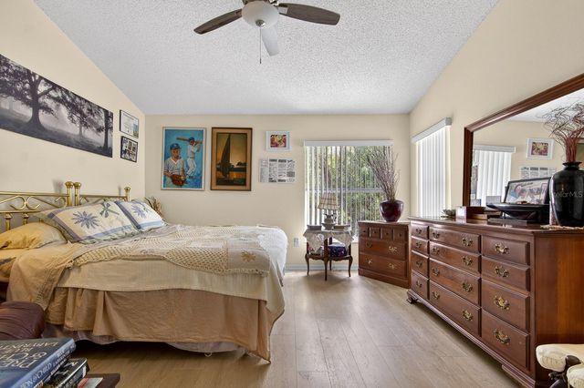 2005 GARDENIA LANDINGS LANE, Sun City Center, FL 33573