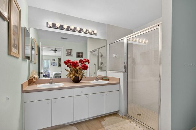 2005 GARDENIA LANDINGS LANE, Sun City Center, FL 33573