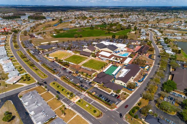 2005 GARDENIA LANDINGS LANE, Sun City Center, FL 33573