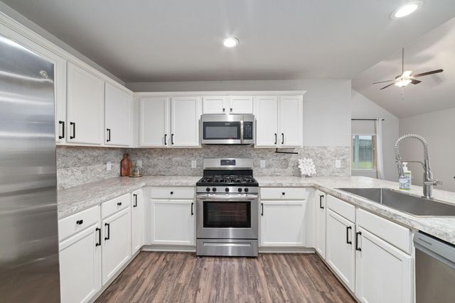 14005 Silver Falls Court, Conroe, TX 77384