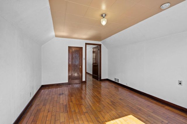 1851 PREBLE AVENUE, Green Bay, WI 54302