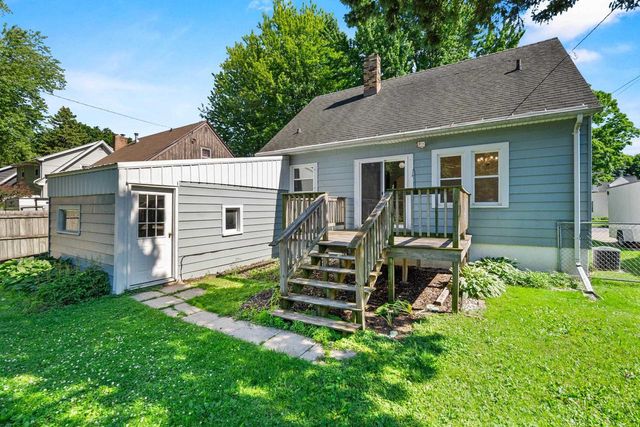 1851 PREBLE AVENUE, Green Bay, WI 54302