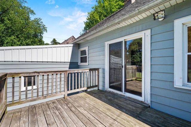 1851 PREBLE AVENUE, Green Bay, WI 54302