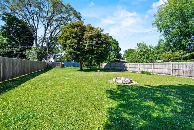 1851 PREBLE AVENUE, Green Bay, WI 54302