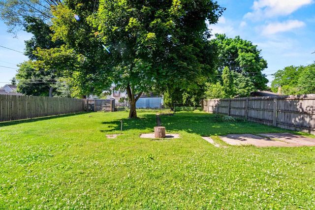 1851 PREBLE AVENUE, Green Bay, WI 54302