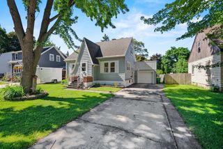 1851 PREBLE AVENUE, Green Bay, WI 54302