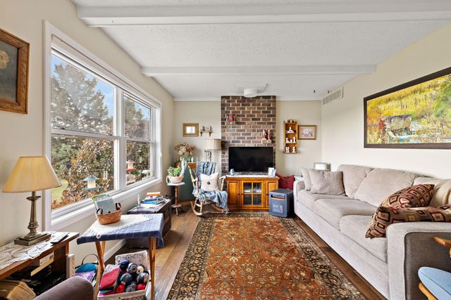 7068 Fruitvale Road, Montague, MI 49437