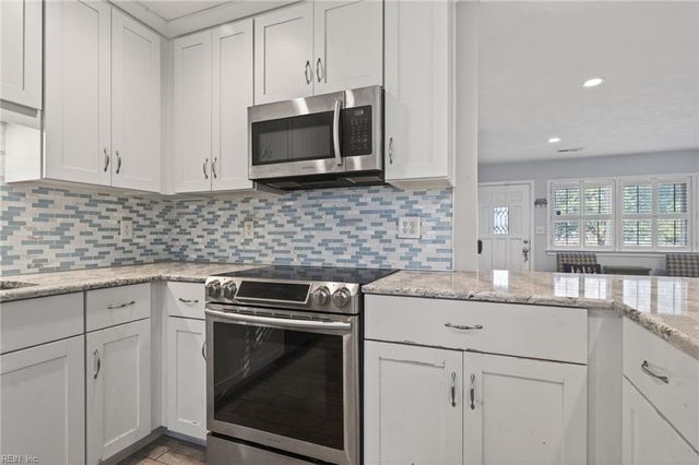 2905 Lynnhaven DR, Virginia Beach, VA 23451