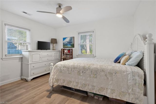 2905 Lynnhaven DR, Virginia Beach, VA 23451