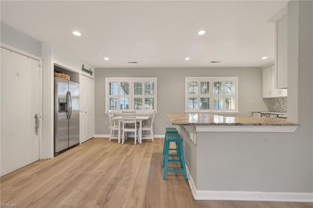 2905 Lynnhaven DR, Virginia Beach, VA 23451