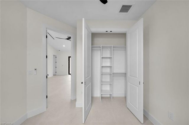 634 SE 1st TER, Cape Coral, FL 33990