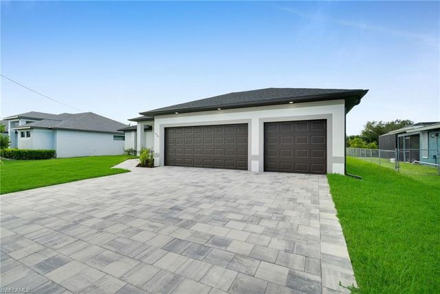 634 SE 1st TER, Cape Coral, FL 33990