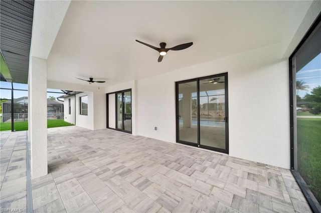 634 SE 1st TER, Cape Coral, FL 33990