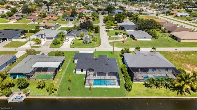 634 SE 1st TER, Cape Coral, FL 33990