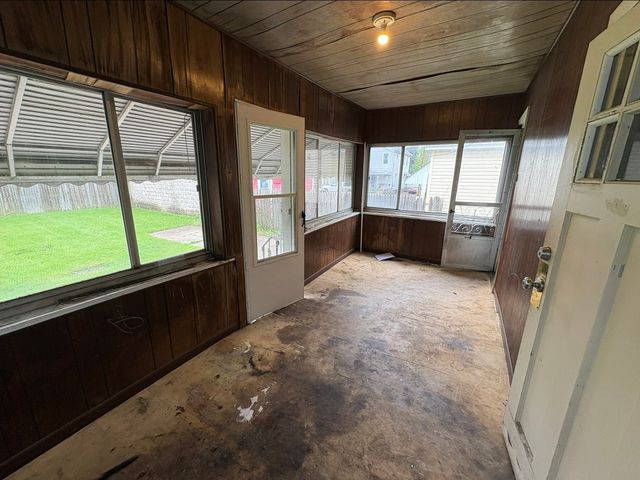 806 HESS Avenue, Erie, PA 16503