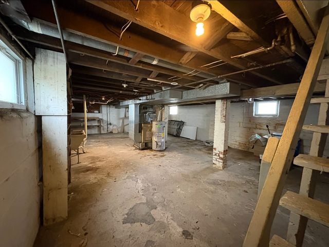 806 HESS Avenue, Erie, PA 16503
