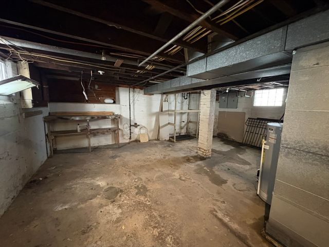 806 HESS Avenue, Erie, PA 16503