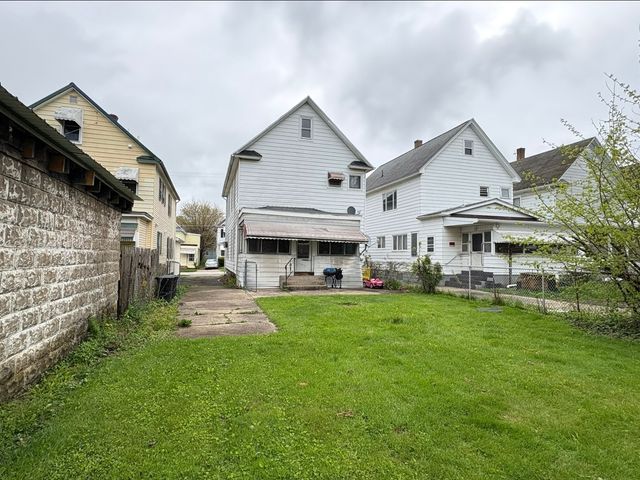 806 HESS Avenue, Erie, PA 16503