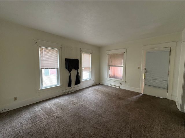 806 HESS Avenue, Erie, PA 16503