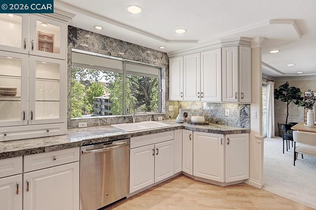 1605 Ptarmigan Dr 1B, Walnut Creek, CA 94595