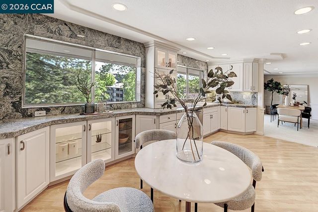 1605 Ptarmigan Dr 1B, Walnut Creek, CA 94595