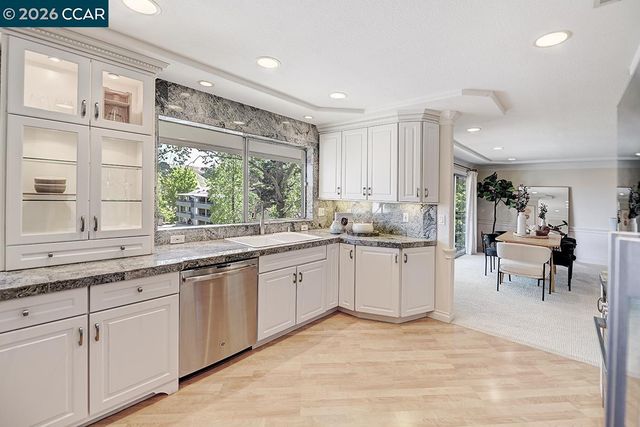 1605 Ptarmigan Dr 1B, Walnut Creek, CA 94595
