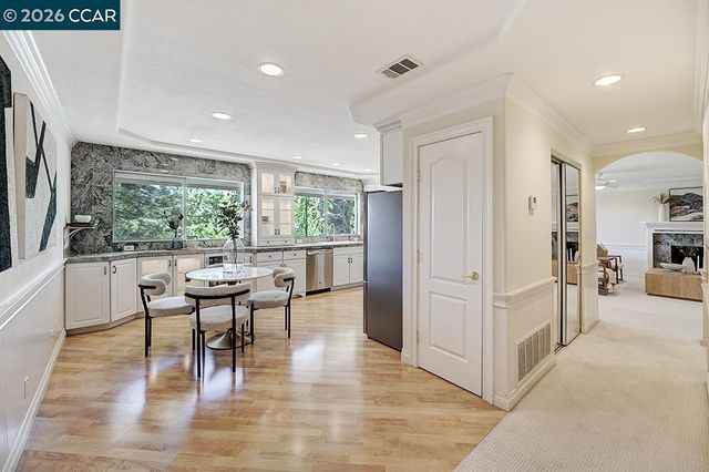 1605 Ptarmigan Dr 1B, Walnut Creek, CA 94595
