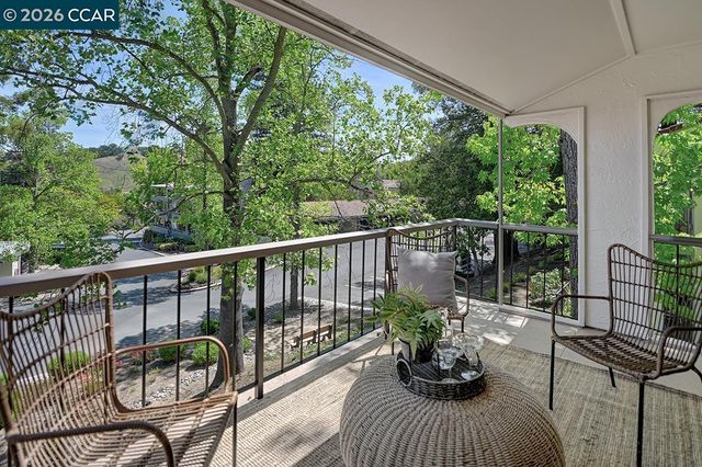 1605 Ptarmigan Dr 1B, Walnut Creek, CA 94595