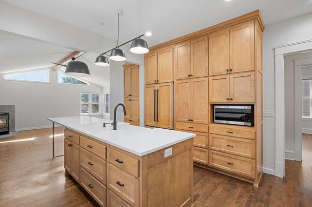 5705 Pleasant Avenue, Minneapolis, MN 55419