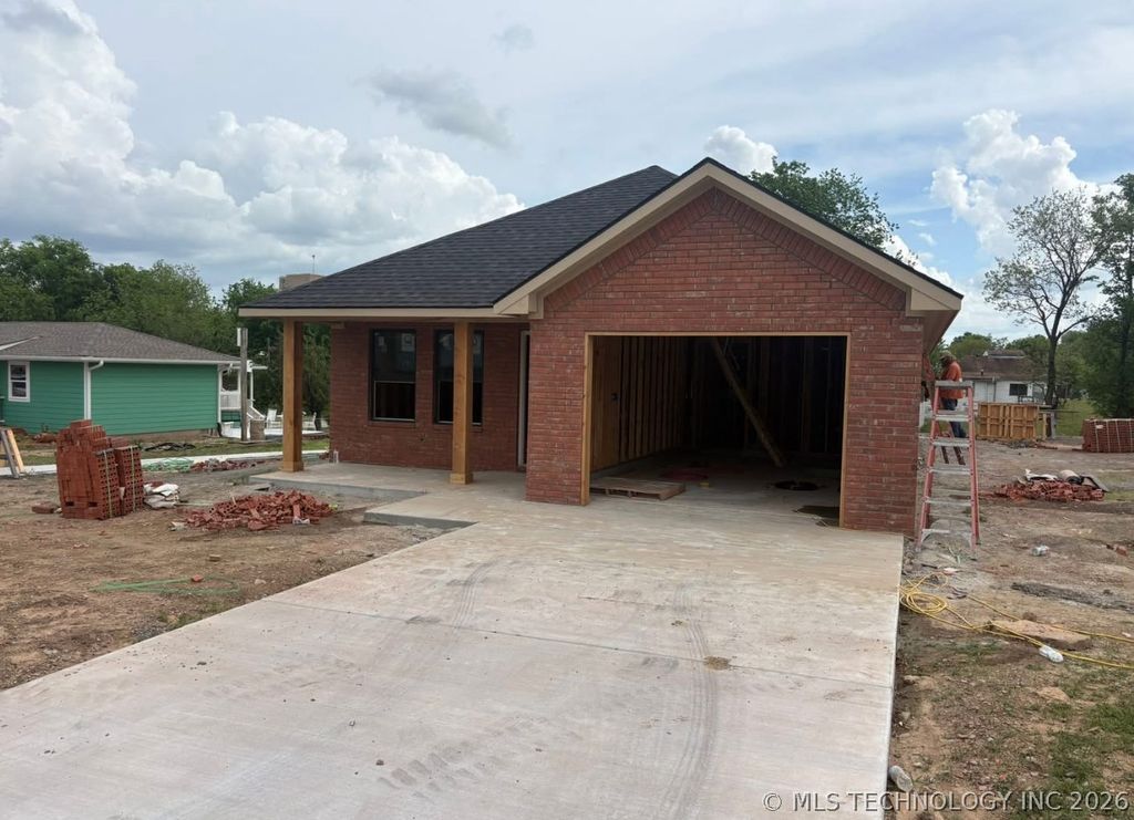 210 W Monroe, Mcalester, OK 74501