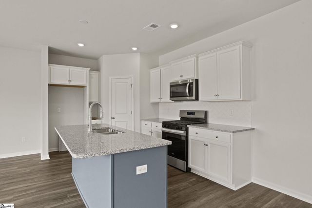 108 Wilson School Street, Simpsonville, SC 29681