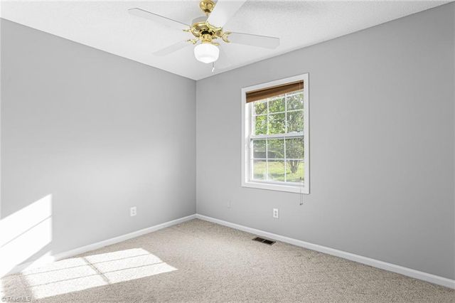 2013 Priya Street, Thomasville, NC 27360