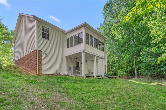 2013 Priya Street, Thomasville, NC 27360