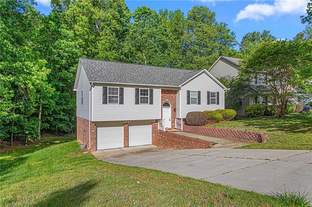 2013 Priya Street, Thomasville, NC 27360