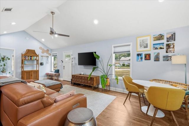 1975 Mcafee Place, Decatur, GA 30032