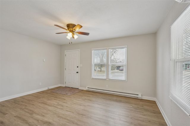 508 E 21st Street S, Newton, IA 50208