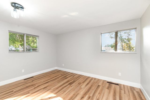 4911 Sturgeon Creek Parkway, Midland, MI 48640