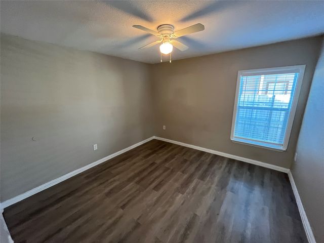 8335 Tenino Street, Dallas, TX 75217