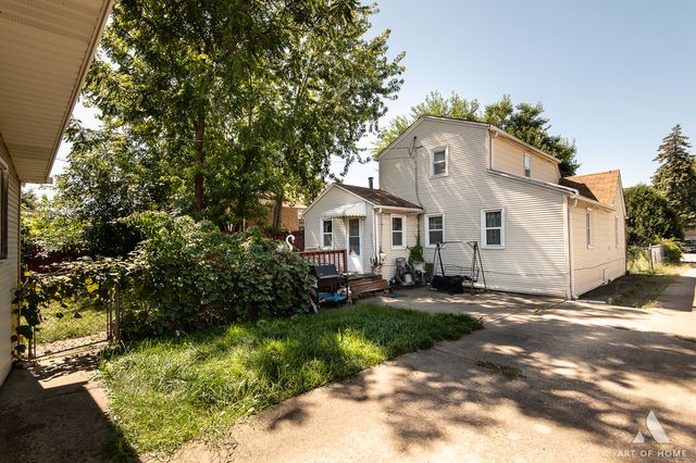 4821 S Lotus Avenue, Chicago, IL 60638