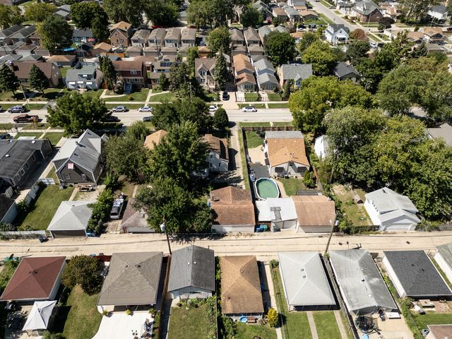 4821 S Lotus Avenue, Chicago, IL 60638