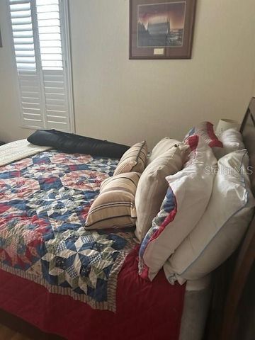 489 MEANDERING WAY, Polk City, FL 33868