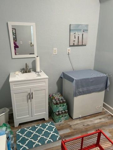 489 MEANDERING WAY, Polk City, FL 33868