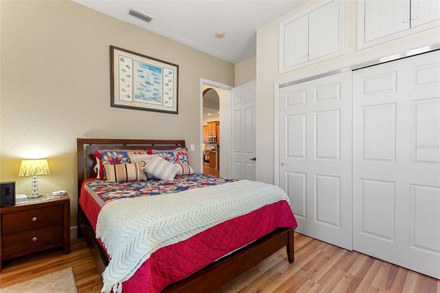 489 MEANDERING WAY, Polk City, FL 33868