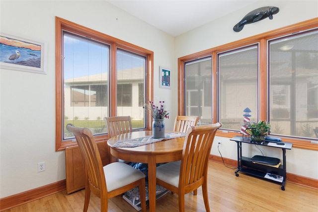 489 MEANDERING WAY, Polk City, FL 33868