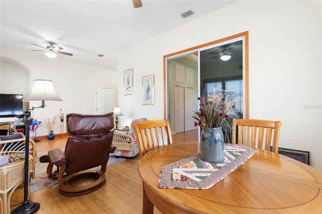 489 MEANDERING WAY, Polk City, FL 33868