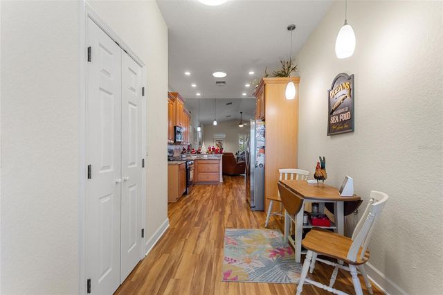 489 MEANDERING WAY, Polk City, FL 33868