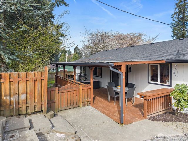 4926 Forest Drive, Everett, WA 98203