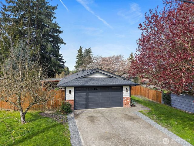 4926 Forest Drive, Everett, WA 98203