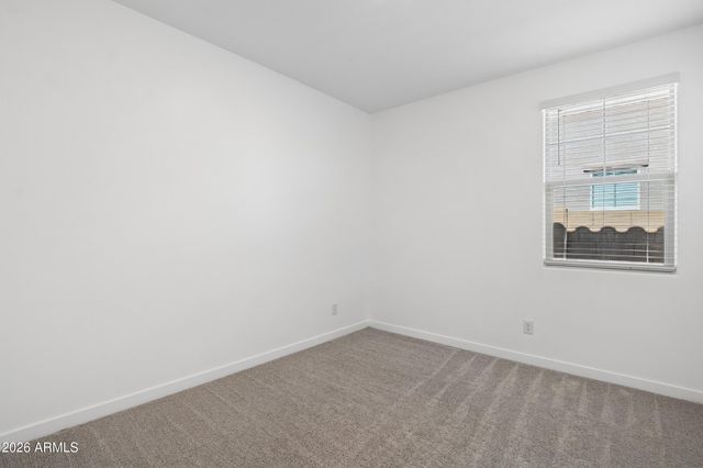 73 E CAPRICORN Way, Chandler, AZ 85249