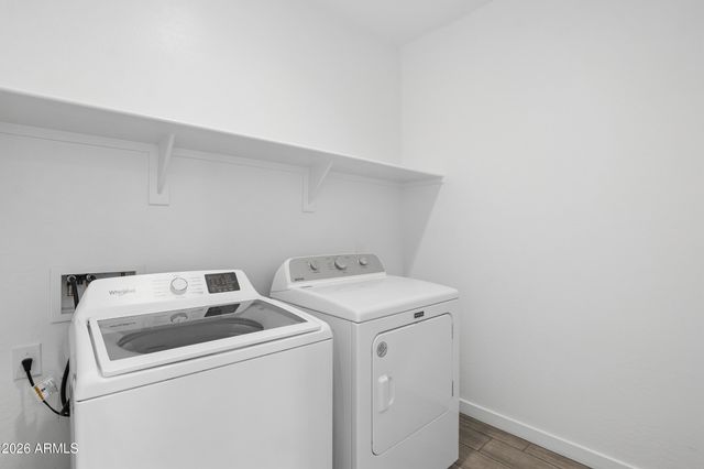 73 E CAPRICORN Way, Chandler, AZ 85249
